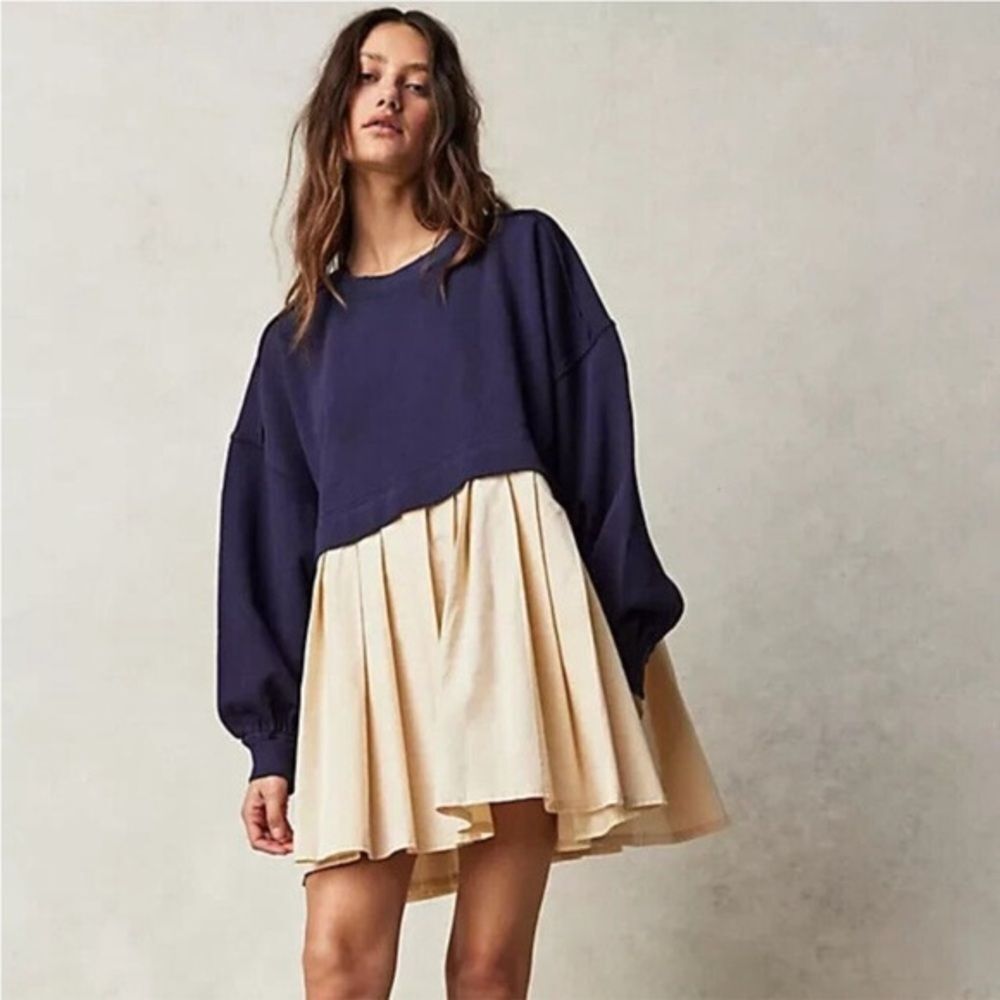 Free People Women's White & Navy Eleanor Pleated Trapeze Sweatshirt S Size Nwt